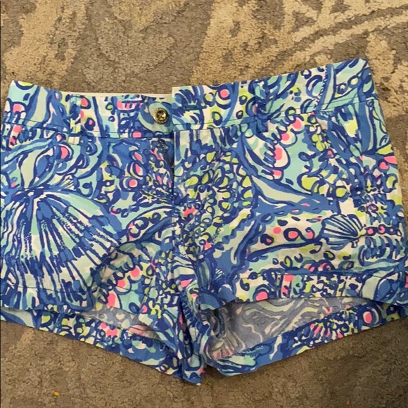 Lilly Pulitzer Walsh shorts 8 - Picture 1 of 3